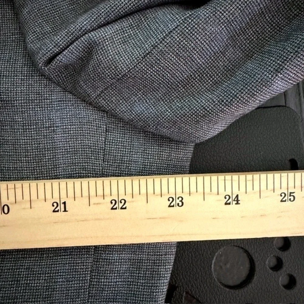 Jos. A. Bank Reserve Grey Plaid‎ Guabello Super 130s Wool Blazer 46R 46 Regular